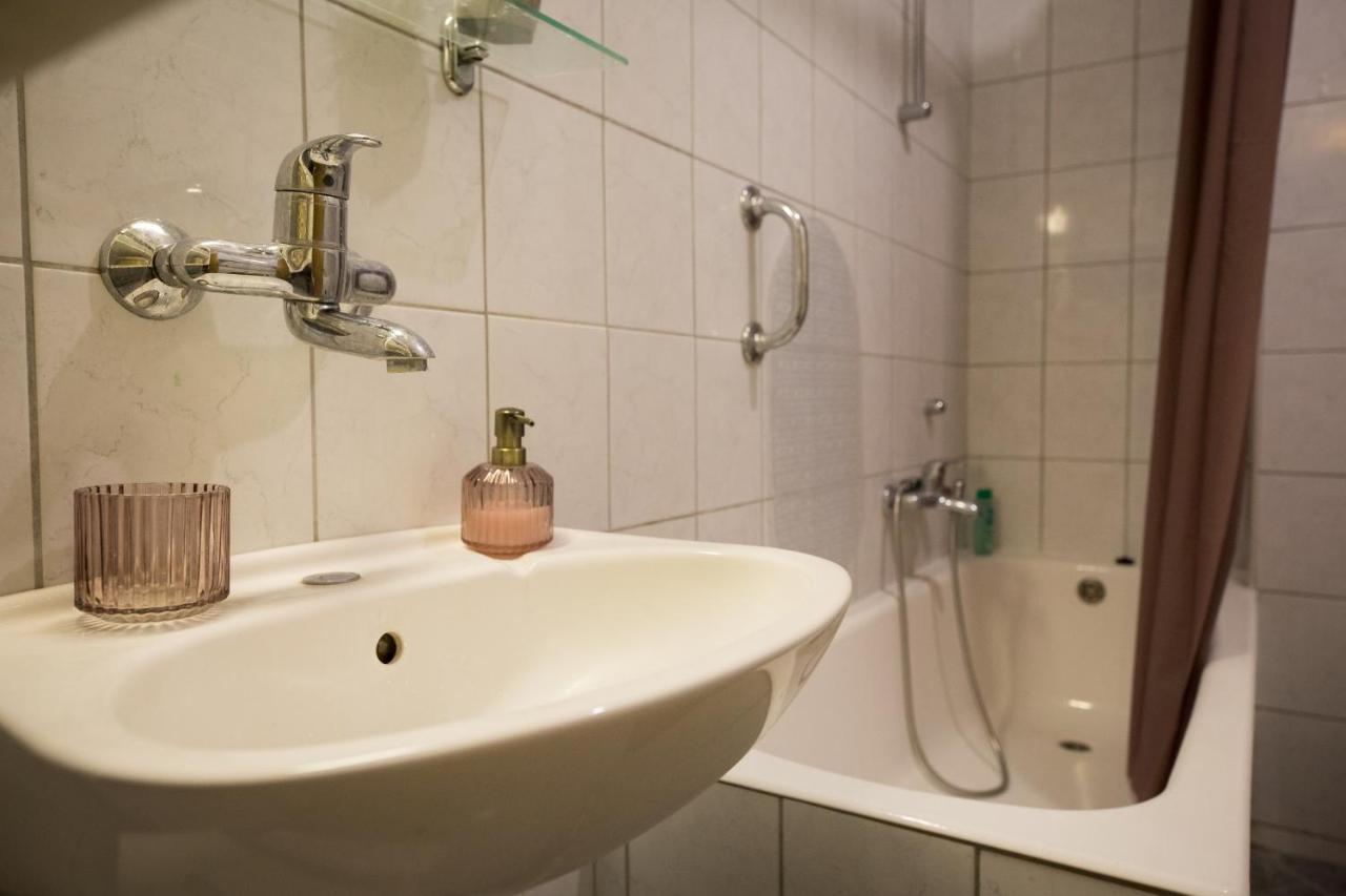 Ferienwohnung Apartman Ana Osijek Exterior foto